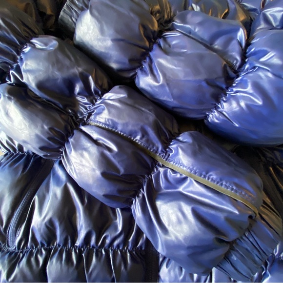 Adidas Puffer Coat in Dark Blue - Picture 9 of 13